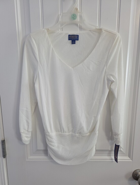 Pendleton Tops - NWT Pendleton Womens SP Ivory Blouse Top Ruched Waist & Wrist Cuffs V Neck Nylon